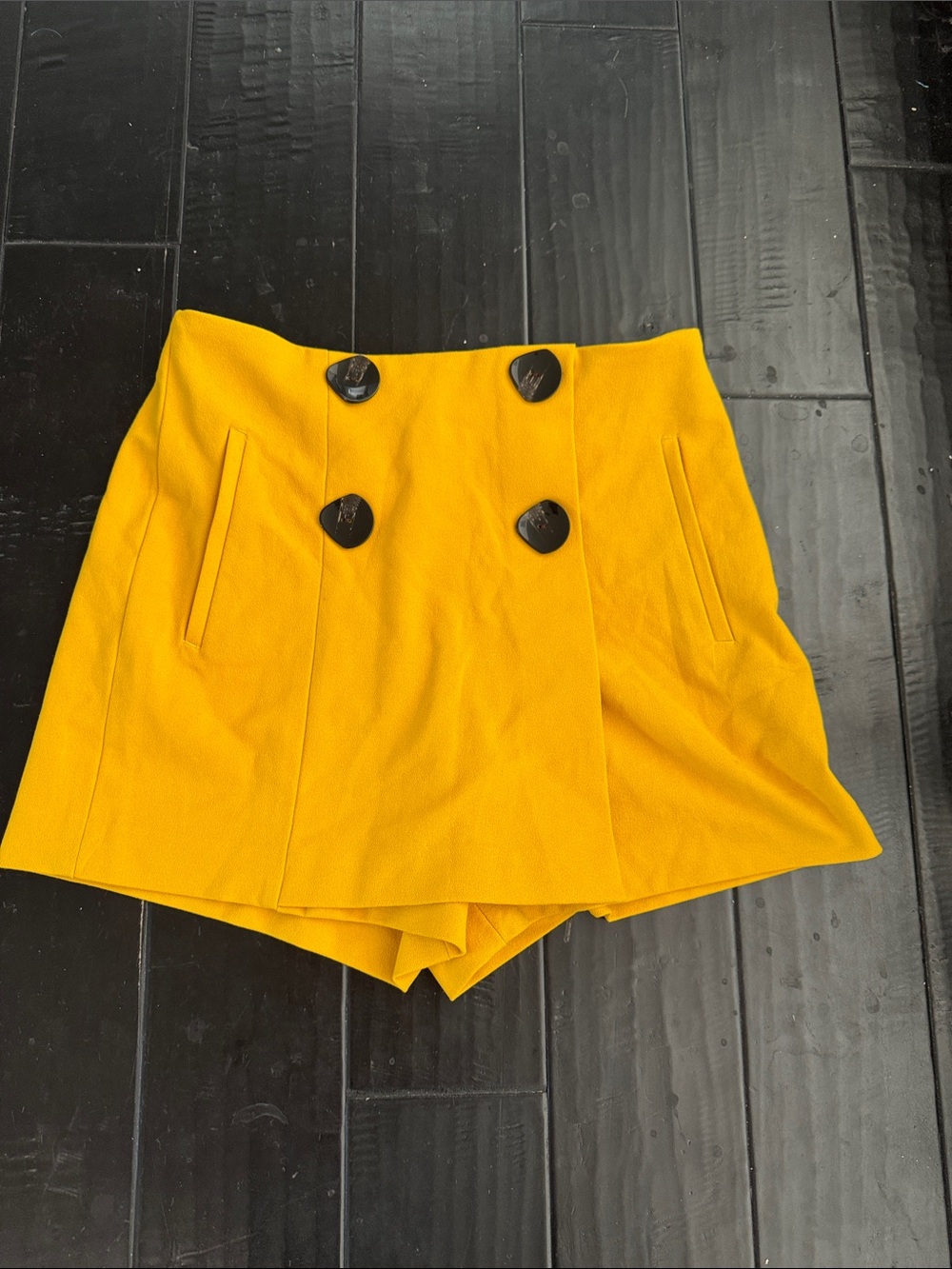 Zara Yellow Double-Breasted Skort with Black Buttons